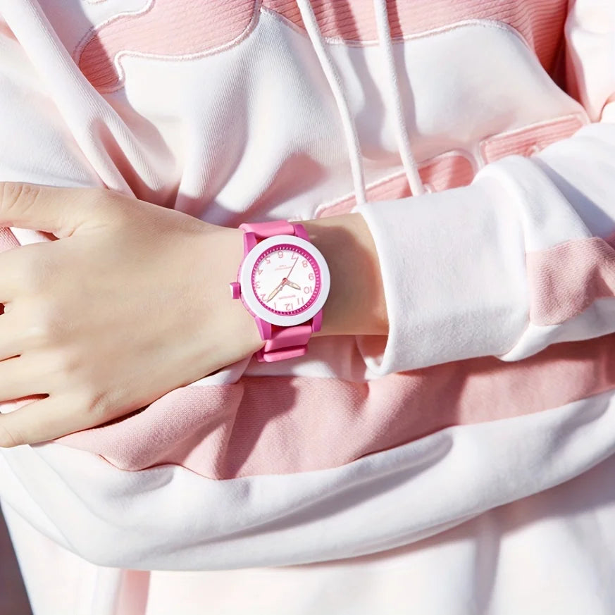 Fashion Casual Quartz Watch for Kids with TPU Strap and Luminous Display Gift Idea