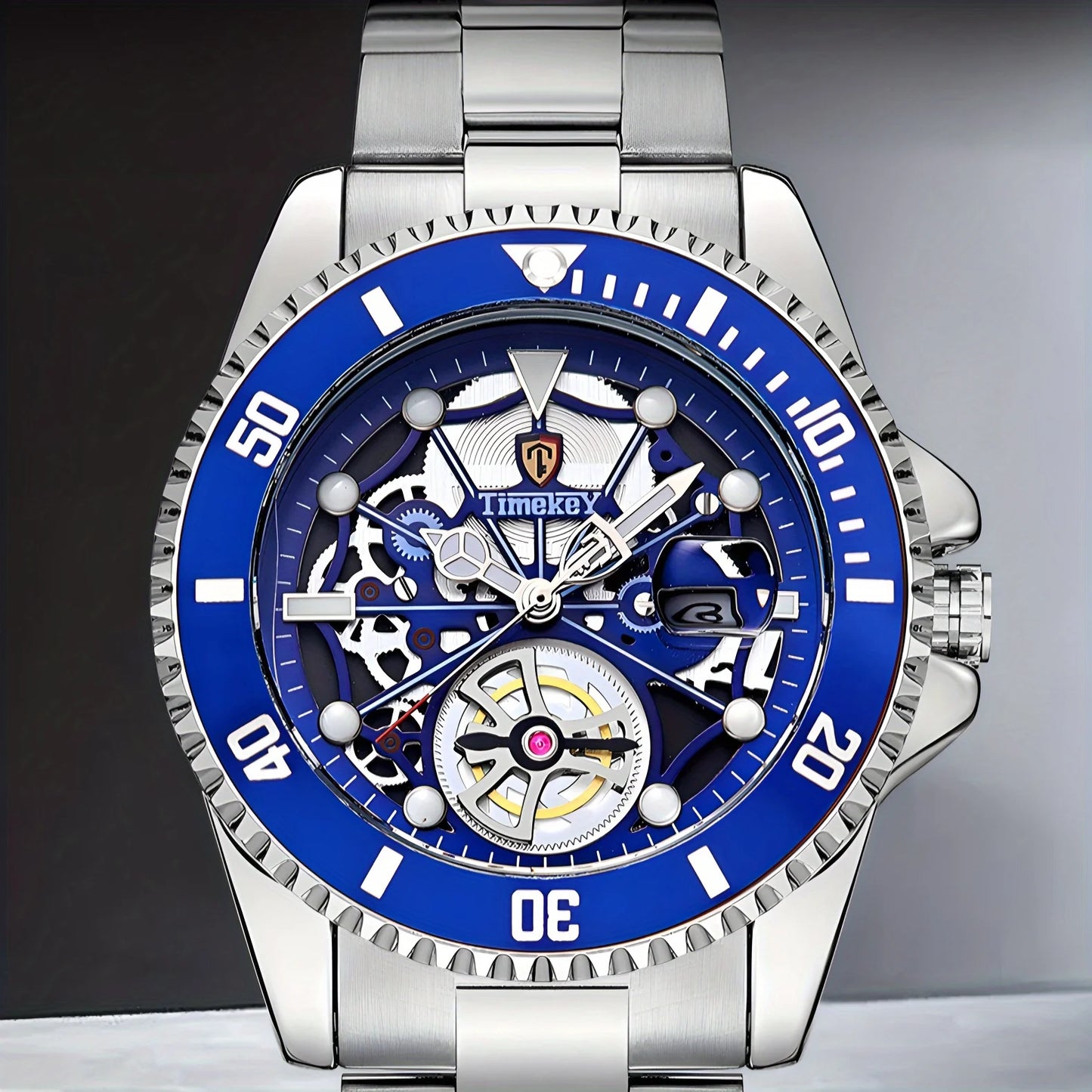 Men's Quartz Watch with Rotating Bezel Luxury Design for Business and Daily Wear