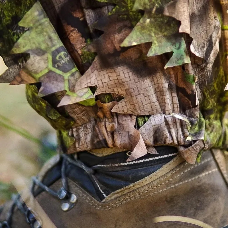 Mens Leafy Suit with Removable Face Mask for Comfort and Style in Polyester